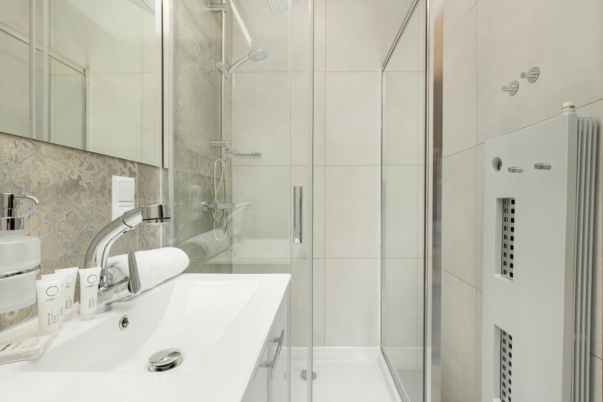 Nowoczesne I Stylowe Apartamenty W Centrum Bytomia Blisko Rynku By Noclegi Renters 외부 사진
